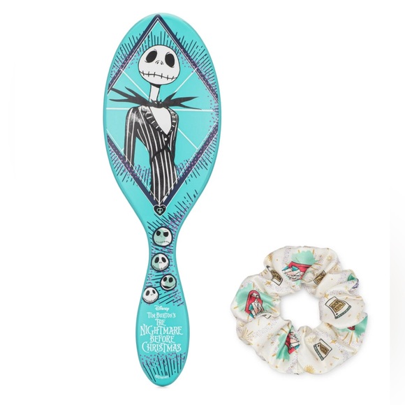 💀Disney’s The Nightmare Before Christmas Wet Brush - Picture 2 of 3